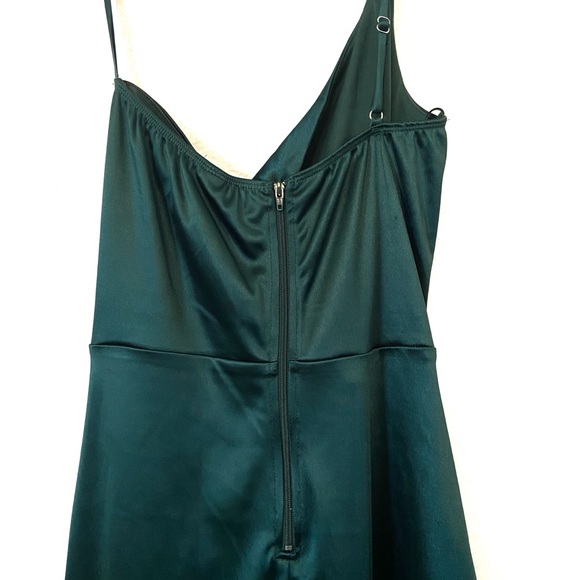 Windsor One Shoulder Dress Dark Forest Green Size Medium - Picture 7 of 10